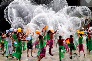 Tour Du Lịch Lào - Đông Bắc Thái Lễ Hội Té Nước 5 Ngày 4 Đêm  Đường Bộ 