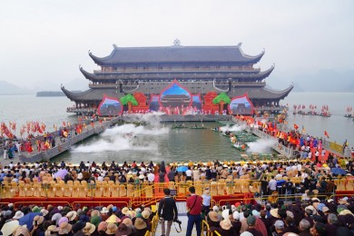 Du Lịch Tâm Linh Tam Chúc - Động Thi Sơn 1 Ngày