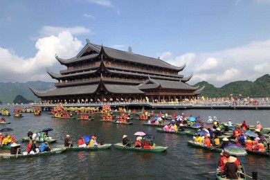 Tour Tam Chúc - Địa Tạng Phi Lai Tự 1 Ngày