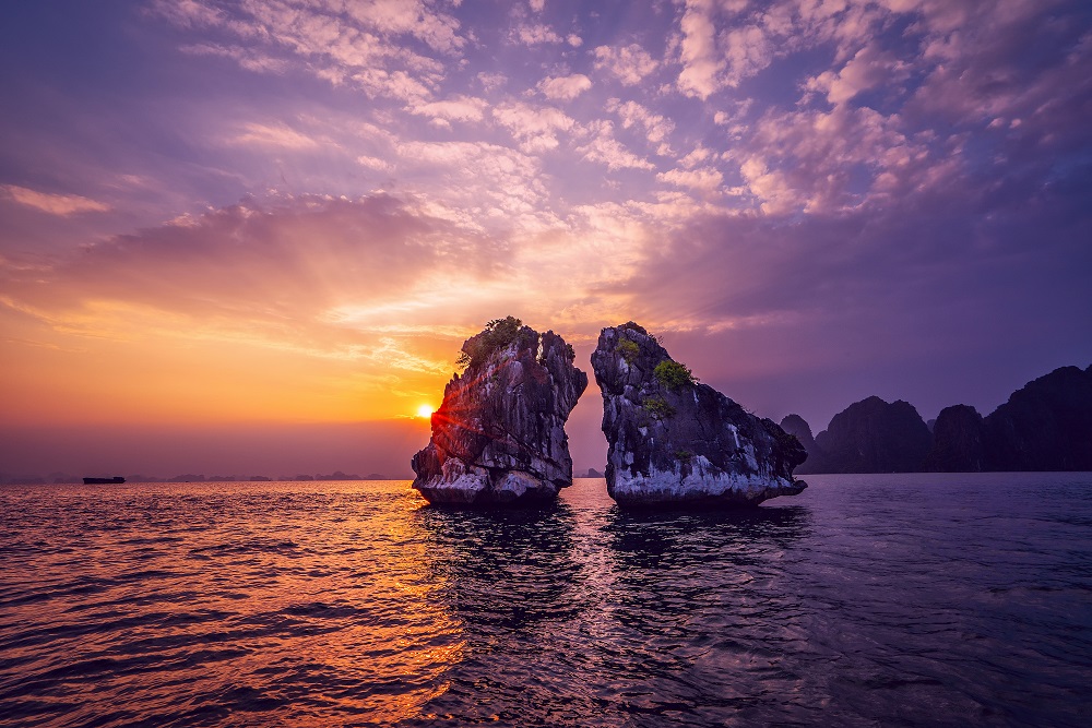 Tour Du Lịch Hạ Long - Trà Cổ 3 Ngày 2 Đêm